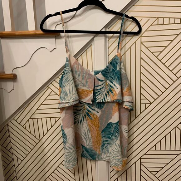 Boutique Brand Tropical Tank - Picture 2 of 6